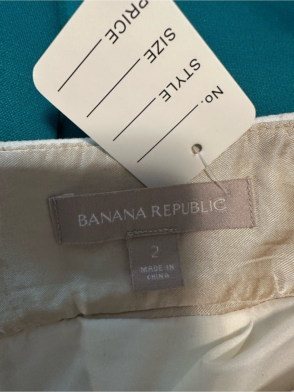 Classic Banana Republic Ivory Pleated A-Line Skater Skirt Textured Size 2 Lined - Picture 4 of 5